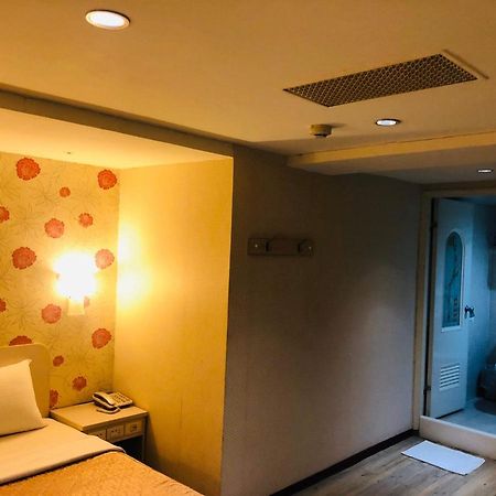Jing Chech Hotel Kaohsiung Extérieur photo