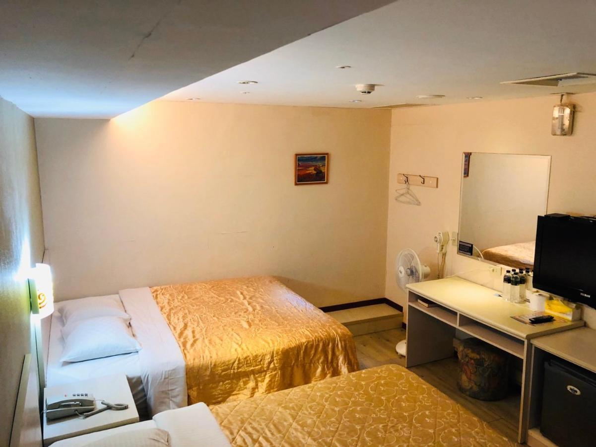 Jing Chech Hotel Kaohsiung Extérieur photo