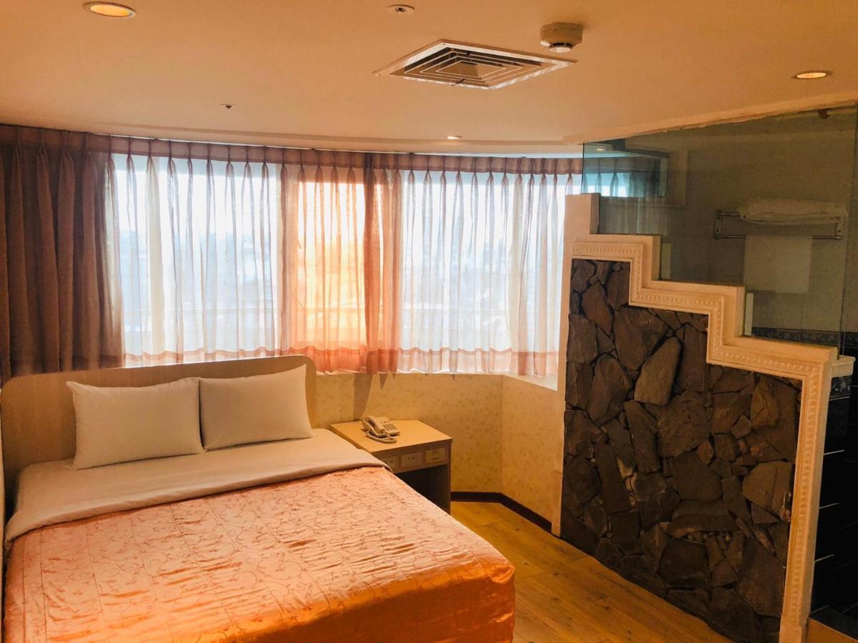 Jing Chech Hotel Kaohsiung Extérieur photo