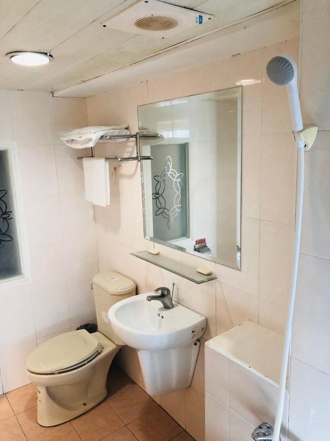 Jing Chech Hotel Kaohsiung Extérieur photo